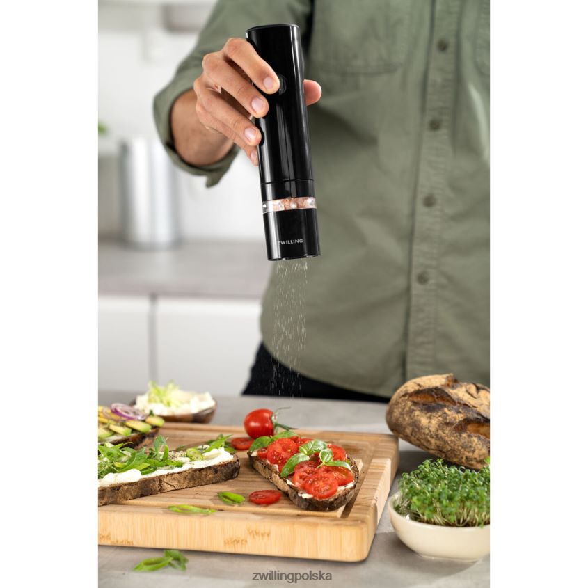 kuchnia pl Zwilling Enfinigy elektryczny młynek do soli/pieprzu, czarny mat 48N488549